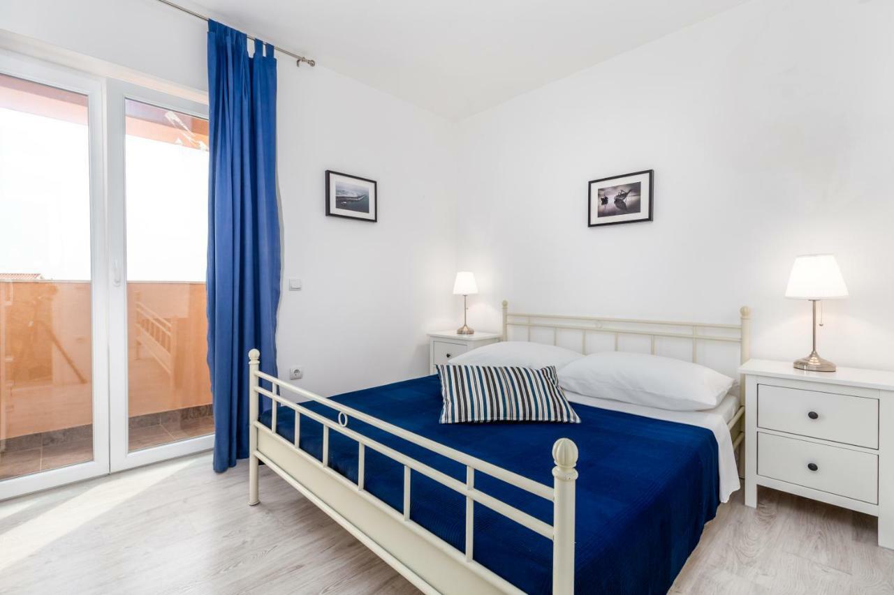 Ferienwohnung Julija Dramalj Exterior foto